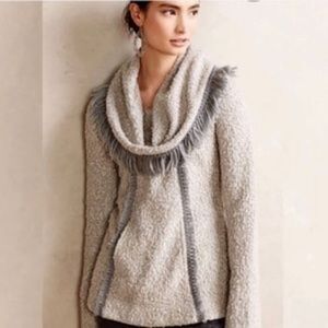 Anthropologie Angel of the North gray fringed cowl sweater large‎